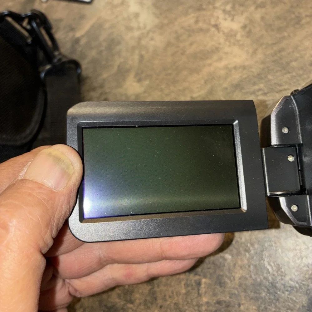 Panasonic SDR-H60P Handheld Camcorder Black 50x Zoom for Parts Or Repair W/bag
